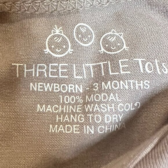 Three Little Tots Modal Mauve Grey Newborn Knotted Gown Baby Gift NWT‎ Minimal - Picture 2 of 4
